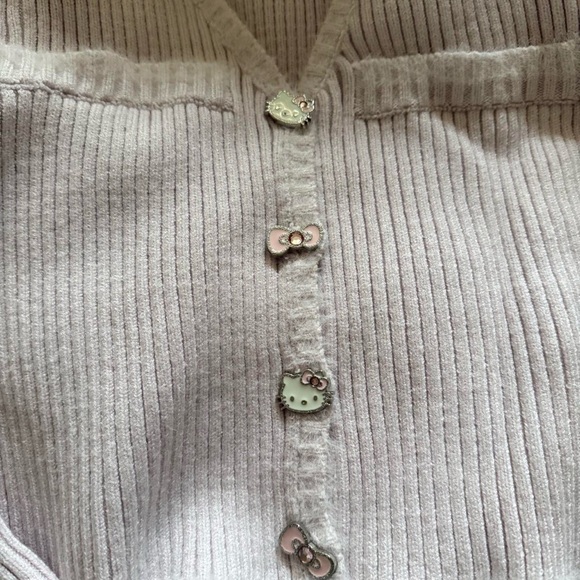 Hello Kitty pink Button-Up Cardigan - Picture 2 of 3